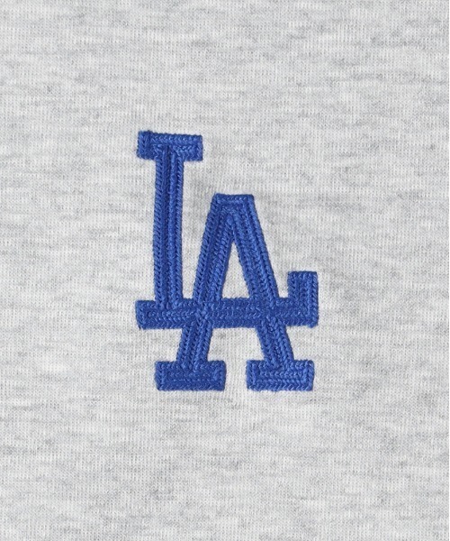 Right-on(ライトオン)の「MLB(エムエルビー)【メンズ】刺繍ロゴスウェットプルオーバー(スウェット・メンズ・ブラック/グレー/ブラウン・M/L/XL)」の11枚目の写真