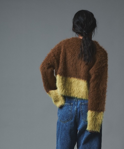 W:Huku（フーク）の「バイカラーシャギーニットカーディガン / Two