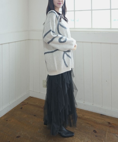 archives（アルシーヴ）の「ニュアンスＪＱミドルニットプルオーバー（ニット/セーター・レディース・アイボリー/グレー/チャコールグレー・MEDIUM）」の12枚目の写真