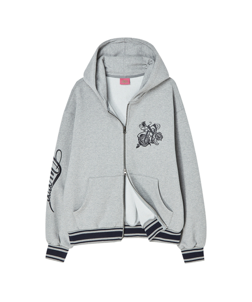 NYXX（エヌワイエックスエックス）の「EMBLEM PRINTING HOOD ZIP-UP GRAY（パーカー・レディース・その他・FREE）」の2枚目の写真