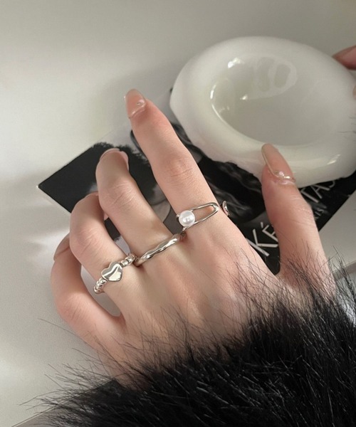 tunee(チュニー)の「【456766】ユニセックスリング3点セット(RZ)(リング・レディース・シルバー系2/シルバー系3/シルバー系1/シルバー系4・FREE)」の17枚目の写真