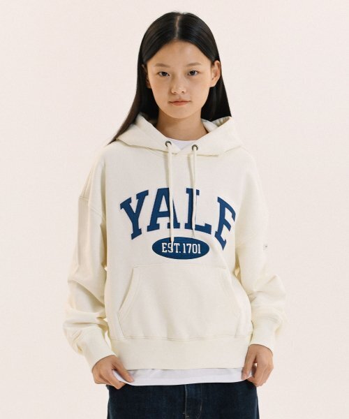 YALE（イェール）の「ツートンアーチクロップフード_アイボリー（パーカー・レディース・その他・SMALL/MEDIUM）」の9枚目の写真