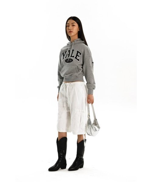 YALE（イェール）の「ツートンアーチクロップフード_アイボリー（パーカー・レディース・その他・SMALL/MEDIUM）」の12枚目の写真