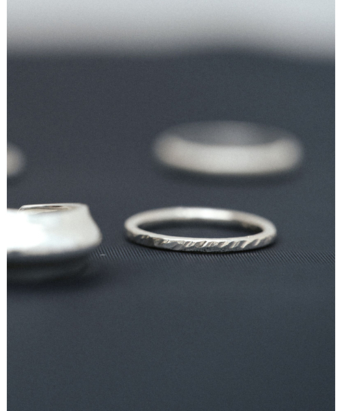 ANOTHERLAYER（アナザーレイヤー）の「Hammer Ring - Silver (silver925)（リング・レディース・シルバー・11/9/7/12/16）」の3枚目の写真