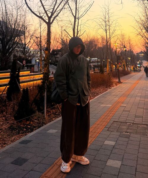 MALEN(マレン)の「ユニセックスループバルーンパンツブラウン(その他パンツ・メンズ・その他・MEDIUM/X-LARGE)」の19枚目の写真