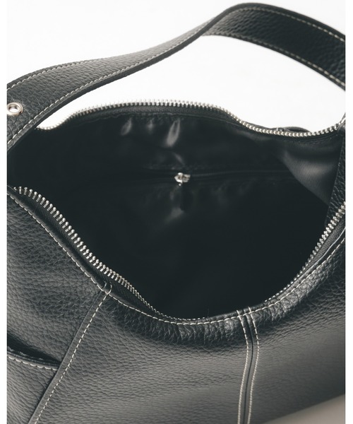 Adoon plain（アドーンプレーン）の「One-Shoulder Half-Moon Bag / ワンショルダーハーフムーンバッグ（ハンドバッグ・メンズ・ブラック・FREE）」の6枚目の写真