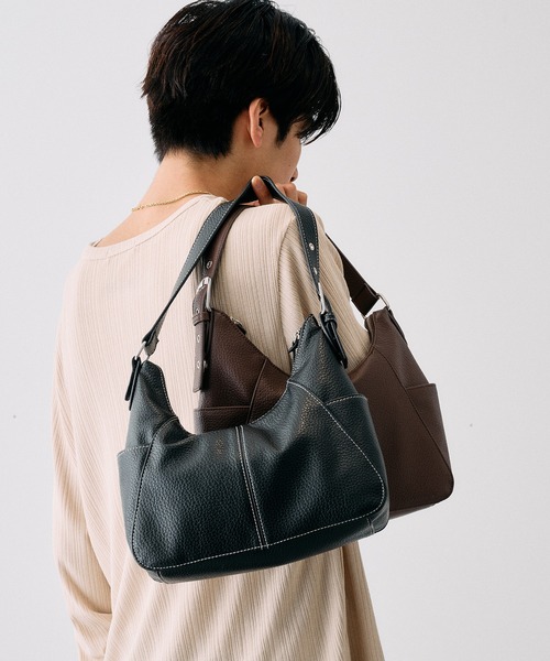 Adoon plain(アドーンプレーン)の「One-Shoulder Half-Moon Bag / ワンショルダーハーフムーンバッグ 【新色追加】(ハンドバッグ・メンズ・ブラック/ブラウン・FREE)」の22枚目の写真