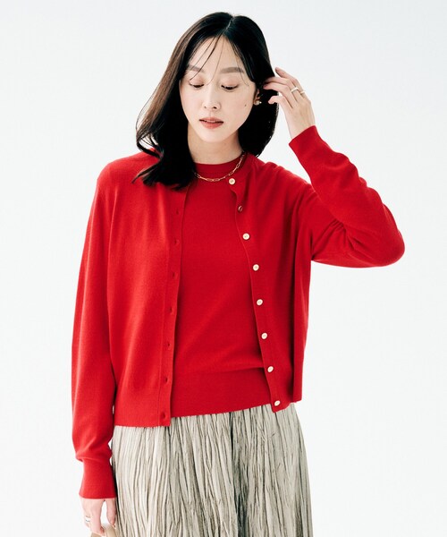 UNTITLED(アンタイトル)の「【アンサンブル可/洗える】ウォームスパン カーディガン(カーディガン/ボレロ・レディース・ブルー系その他/ホワイト系7/ブラック系4/ライトグレー系4/レッド系1・48/00/02/04/44)」の5枚目の写真