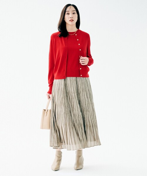 UNTITLED(アンタイトル)の「【アンサンブル可/洗える】ウォームスパン カーディガン(カーディガン/ボレロ・レディース・ブルー系その他/ホワイト系7/ブラック系4/ライトグレー系4/レッド系1・48/00/02/04/44)」の9枚目の写真