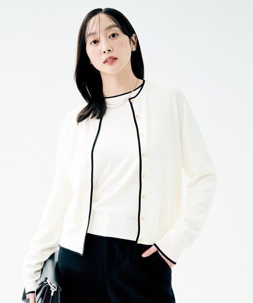 UNTITLED(アンタイトル)の「【アンサンブル可/洗える】ウォームスパン カーディガン(カーディガン/ボレロ・レディース・ブルー系その他/ホワイト系7/ブラック系4/ライトグレー系4/レッド系1・48/00/02/04/44)」の16枚目の写真