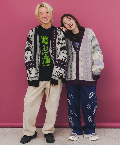 ScoLar Parity（スカラーパリティ）の「353129：ラビルとネコのスノーメモリー裏起毛パンツ（デニムパンツ・レディース・ブラック/ベージュ/ブルー・M）」の4枚目の写真