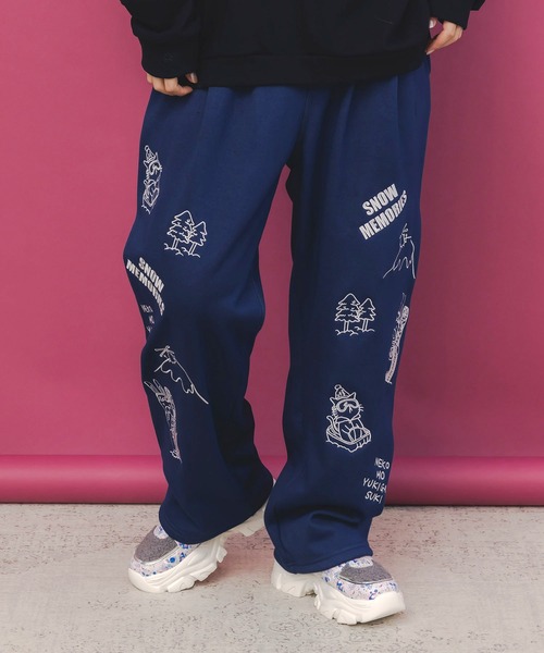 ScoLar Parity（スカラーパリティ）の「353129：ラビルとネコのスノーメモリー裏起毛パンツ（デニムパンツ・レディース・ブラック/ベージュ/ブルー・M）」の6枚目の写真