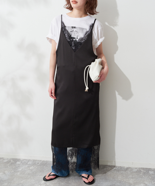 SLOBE IENA(スローブイエナ)の「《WEB限定カラー有り/追加》レースサテンワンピース(ワンピース・レディース・ブラック/アイボリー/ベージュ・FREE)」の3枚目の写真