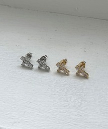クロス モチーフ ビジュー ピアス