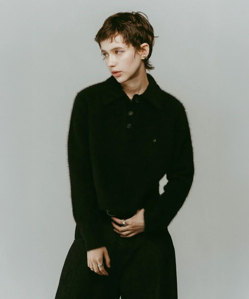 CONZ(コンズ)の「fox over polo-neck knit(ニット/セーター・レディース・ブラック/ベージュ/グレー・FREE)」の2枚目の写真