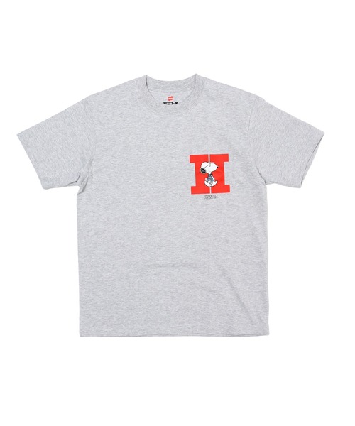 JUGLANS(ユグランス)の「【Hanes】HM1-D003 PEANUTS X BEEFY-T/ピーナッツコラボ/Tシャツ(Tシャツ/カットソー・メンズ・グレー/ネイビー/ブラック/ホワイト・XL/L/M/S)」の3枚目の写真