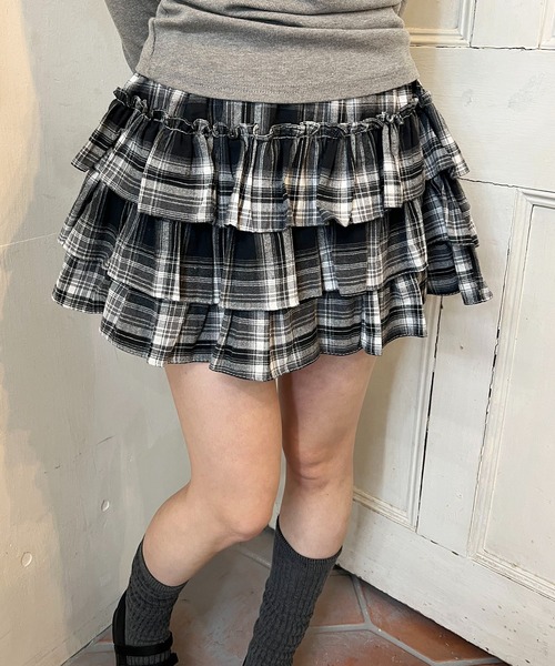 PHILLY（フィリー）の「3段チェックフリルスカート（スカート・レディース・ブラック/ベージュ・FREE）」の3枚目の写真