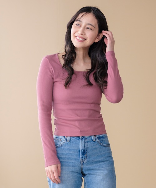 Levi's(リーバイス)の「Levi's/リーバイス エッセンシャル スクエアネック ロングスリーブ Tシャツ(Tシャツ/カットソー・レディース・パープル・M/S/XS)」の1枚目の写真