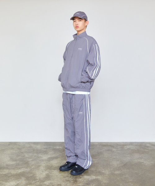 LMCの「PIPING LINE TRACK PANTS gray(スウェットパンツ・レディース・その他・S/M/L)」の13枚目の写真