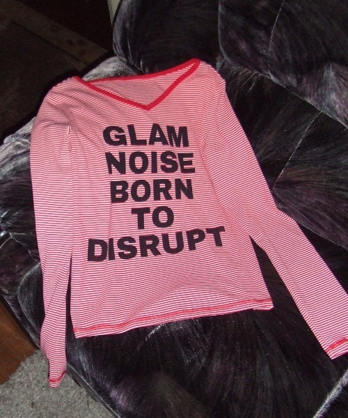 SHAGGIE（シャギー）の「Vネック細ボーダーロゴロンTEE（Tシャツ/カットソー・レディース・グリーン/レッド/グレー/ブラック・FREE）」の22枚目の写真