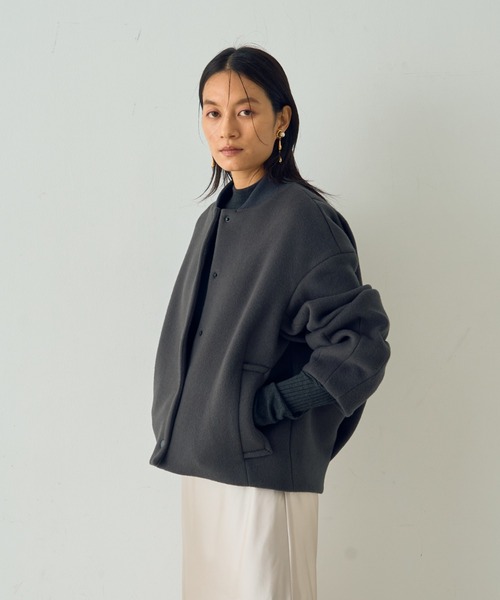 DESIGNWORKS（デザインワークス）の「SUPER140ウールコクーンスタジャンブルゾン（ブルゾン・レディース・キャメル・38）」の3枚目の写真