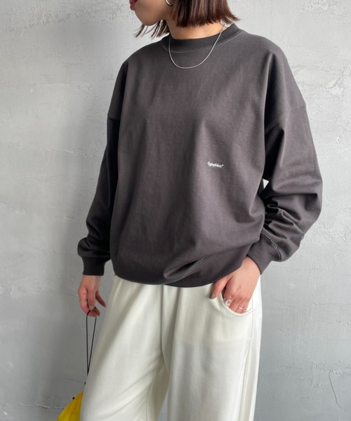 GYMPHLEX（ジムフレックス）の「【WEB先行予約】[GYMPHLEX/ジムフレックス] ワンポイントロゴ刺繍 ヘビーウェイトクルーネックロンT（Tシャツ/カットソー・レディース・ライトグレー/チャコールグレー/オフホワイト・L/M/XS）」の22枚目の写真