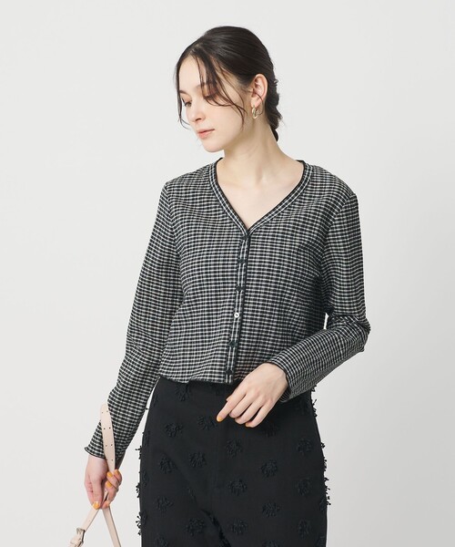 BEAUTY&YOUTH UNITED ARROWS(ビューティーアンドユースユナイテッドアローズ)の「ソリッド&チェック Vネック カーディガン(カーディガン/ボレロ・レディース・ブラック/ホワイト/その他1・FREE)」の3枚目の写真