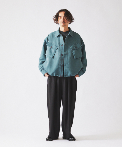 JOURNAL STANDARD relume（ジャーナルスタンダード　レリューム）の「ピグメント加工 CPO シャツブルゾン（ミリタリージャケット・メンズ・ブラックミックス/ライトグリーン・LARGE/MEDIUM）」の4枚目の写真