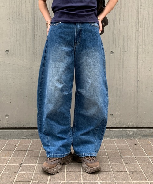 link lot(リンクロット)の「【バックゴム】ボーイフレンドリベットデニムカーブパンツ(デニムパンツ・レディース・サックスブルー/ブルー/インディゴブルー・F)」の3枚目の写真