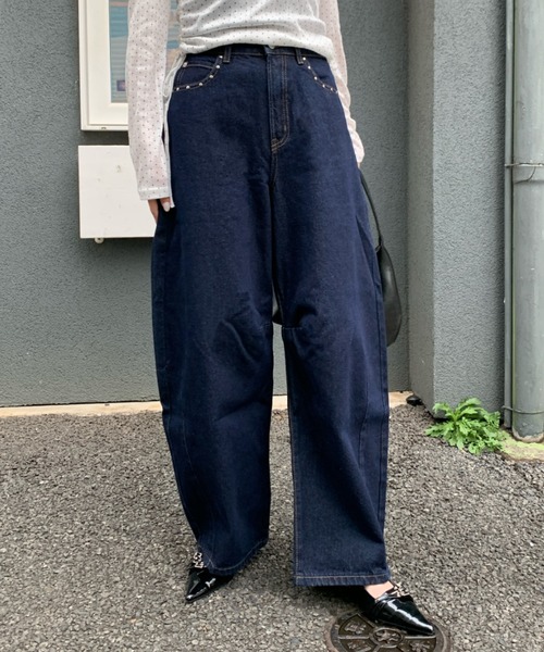 link lot(リンクロット)の「【バックゴム】ボーイフレンドリベットデニムカーブパンツ(デニムパンツ・レディース・サックスブルー/ブルー/インディゴブルー・F)」の19枚目の写真