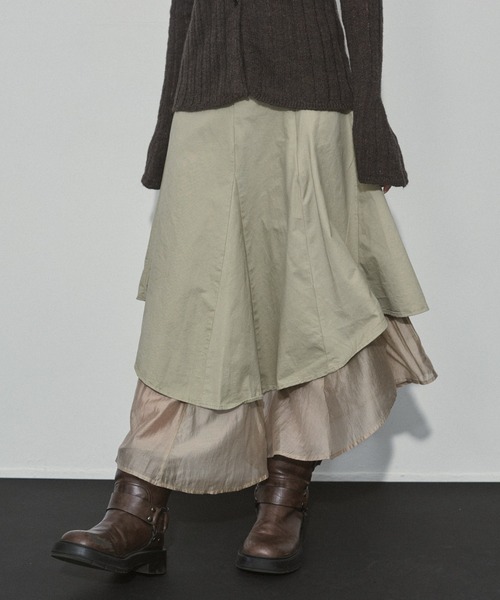 ENVYM（アンビー）の「レイヤードフレアミディアムスカート（スカート・レディース・ホワイト/グレー・FREE）」の17枚目の写真