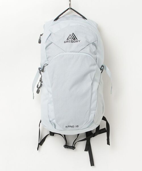 GREGORY(グレゴリー)の「ナノ18 NANO 18 セージホワイト(バックパック/リュック・メンズ・ホワイト系・ONE SIZE)」の1枚目の写真