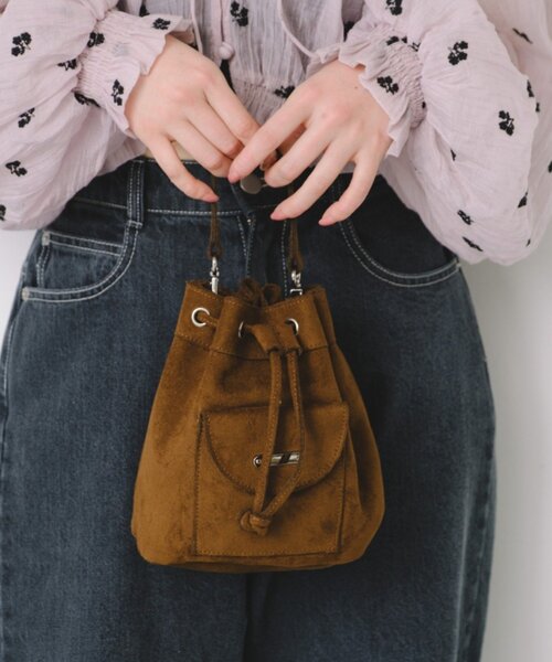 Kastane（カスタネ）の「【2026SSカタログ/4色展開】スエードミニバッグ（ショルダーバッグ・レディース・ピンク系その他/キャメル/ブラウン/ミント・FREE）」の2枚目の写真