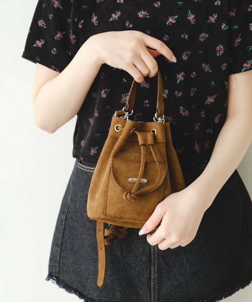Kastane（カスタネ）の「【2026SSカタログ/4色展開】スエードミニバッグ（ショルダーバッグ・レディース・ピンク系その他/キャメル/ブラウン/ミント・FREE）」の5枚目の写真