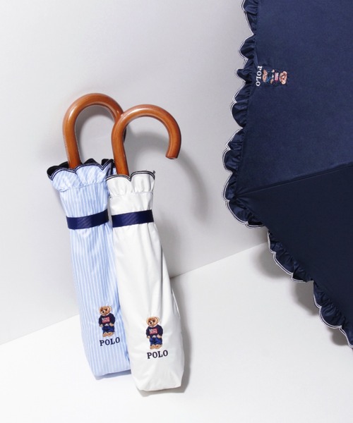 POLO RALPH LAUREN(ポロ ラルフ ローレン)の「【WEB限定】遮光100% 晴雨兼用日傘 2段折たたみ スカラフリル ワンポイント ”POLO FLAG BEAR”(折りたたみ傘・レディース・ダークブルー/ホワイト×ブルー/オフホワイト/ベージュ・FREE)」の1枚目の写真