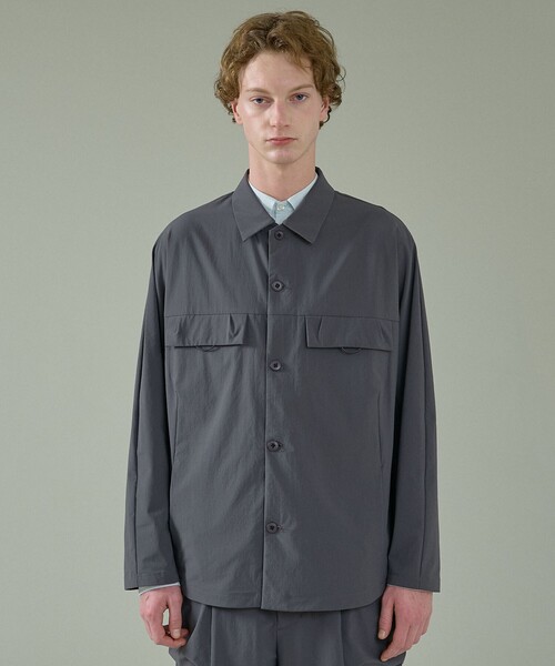 ABAHOUSE（アバハウス）の「【CORDURA】TUCK＆DARTS コーデュラナイロン シャツブルゾン / セットアップ対応（ブルゾン・メンズ・ブラック/チャコールグレー・48/46）」の20枚目の写真