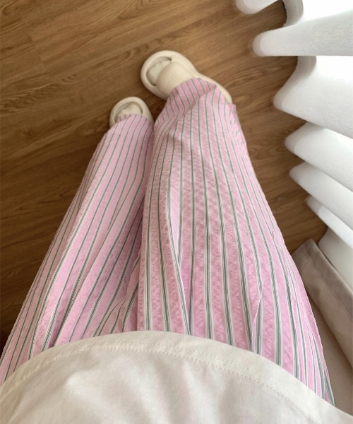 Vini(ヴィニ)の「ストライプ ボーダー イージー パンツ ( ウエストゴム )(その他パンツ・レディース・グリーン×ピンク・MEDIUM/LARGE)」の4枚目の写真