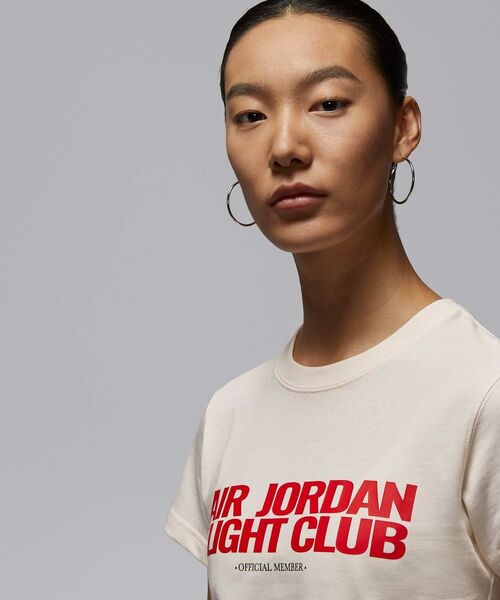 JORDAN BRAND(ジョーダンブランド)の「ジョーダン フライト ウィメンズ Tシャツ / Jordan Flight Women's T-Shirt IF3573-110 Pale Ivory(Tシャツ/カットソー・レディース・アイボリー・XL/S/M/L/XS)」の4枚目の写真