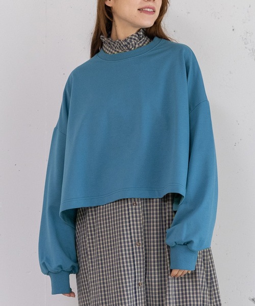 POU DOU DOU(プードゥドゥ)の「ミニ裏毛クロップドトップス(Tシャツ/カットソー・レディース・グレー/パープル/ダークグレー/ブルー・3)」の1枚目の写真