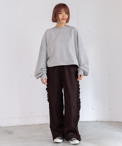 POU DOU DOU(プードゥドゥ)の「ミニ裏毛クロップドトップス(Tシャツ/カットソー・レディース・グレー/パープル/ダークグレー/ブルー・3)」の14枚目の写真