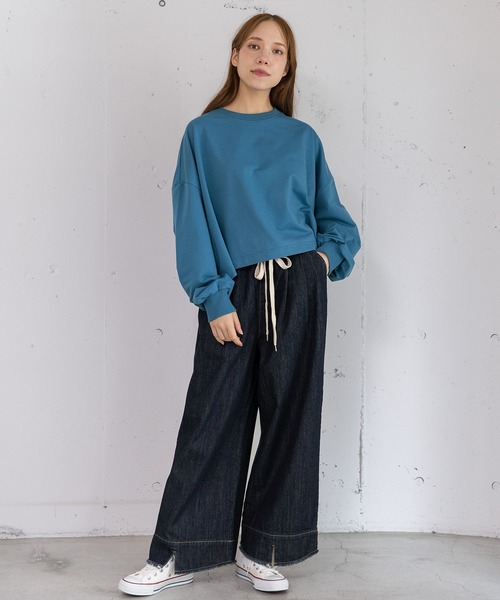 POU DOU DOU(プードゥドゥ)の「ミニ裏毛クロップドトップス(Tシャツ/カットソー・レディース・グレー/パープル/ダークグレー/ブルー・3)」の20枚目の写真