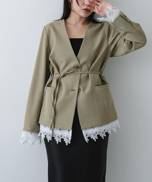 SENSE OF PLACE by URBAN RESEARCH（センスオブプレイスバイアーバンリサーチ）の「レースレイヤードノーカラージャケット（ノーカラージャケット・レディース・ベージュ/ブラック・ONE）」の11枚目の写真