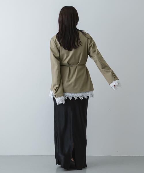 SENSE OF PLACE by URBAN RESEARCH（センスオブプレイスバイアーバンリサーチ）の「レースレイヤードノーカラージャケット（ノーカラージャケット・レディース・ベージュ/ブラック・ONE）」の15枚目の写真