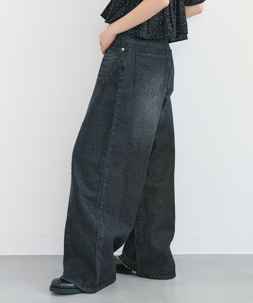 Tiny EDEN(タイニーエデン)の「パネル切り替えデニムワイドパンツ(デニムパンツ・レディース・ライトブルー/ブラック・S/M)」の12枚目の写真