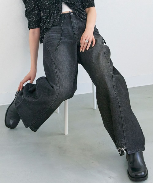 Tiny EDEN(タイニーエデン)の「パネル切り替えデニムワイドパンツ(デニムパンツ・レディース・ライトブルー/ブラック・S/M)」の14枚目の写真