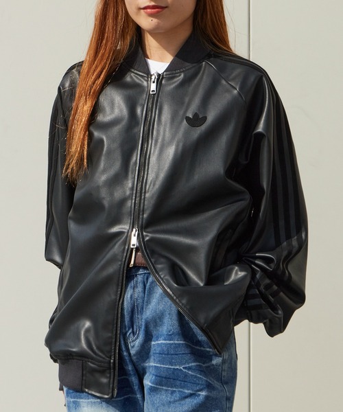 adidas（アディダス）の「adidas/アディダス フェイクレザースリーストライプス レザージャケット ブルゾン（ブルゾン・メンズ・ブラック・M/L/XL）」の8枚目の写真