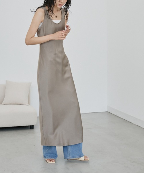 DRWCYS（ドロシーズ）の「サテンナローNSワンピース（ワンピース・レディース・モカ/ブラック・FREE）」の20枚目の写真