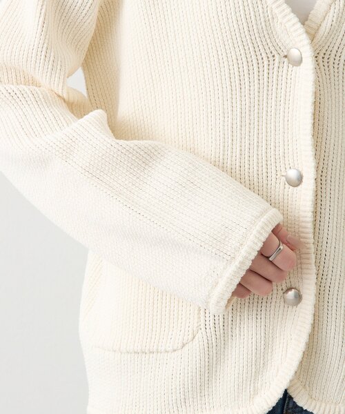 russet(ラシット)の「ノーカラーニットジャケット(カーディガン/ボレロ・レディース・アイボリー/ネイビー・FREE)」の14枚目の写真
