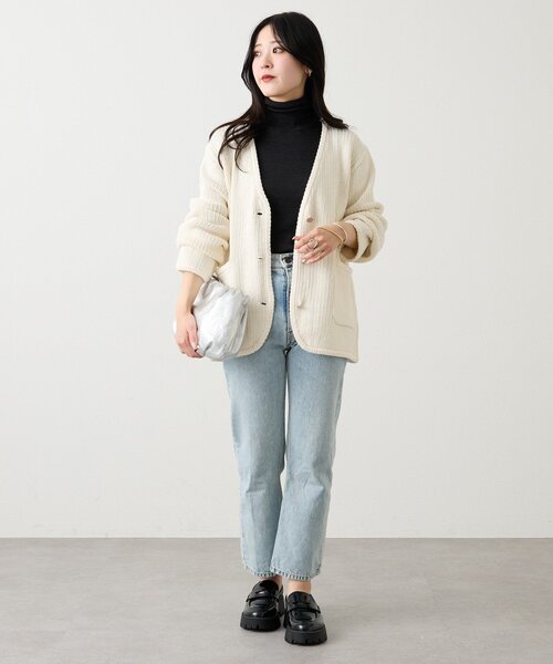 russet(ラシット)の「ノーカラーニットジャケット(カーディガン/ボレロ・レディース・アイボリー/ネイビー・FREE)」の17枚目の写真