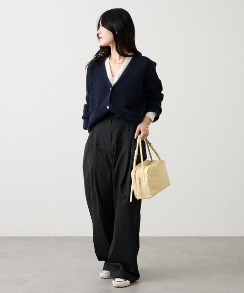 russet(ラシット)の「ノーカラーニットジャケット(カーディガン/ボレロ・レディース・アイボリー/ネイビー・FREE)」の6枚目の写真